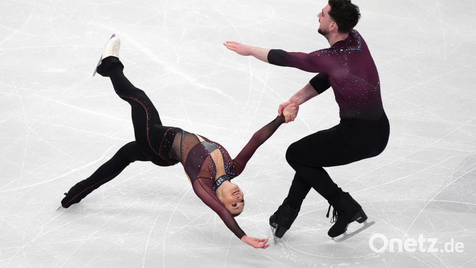Sind nicht nur auf dem Eis fleißig: Annika Hocke und Robert Kunkel. (Archivbild) Bild: Mike Egerton/PA Wire/dpa
