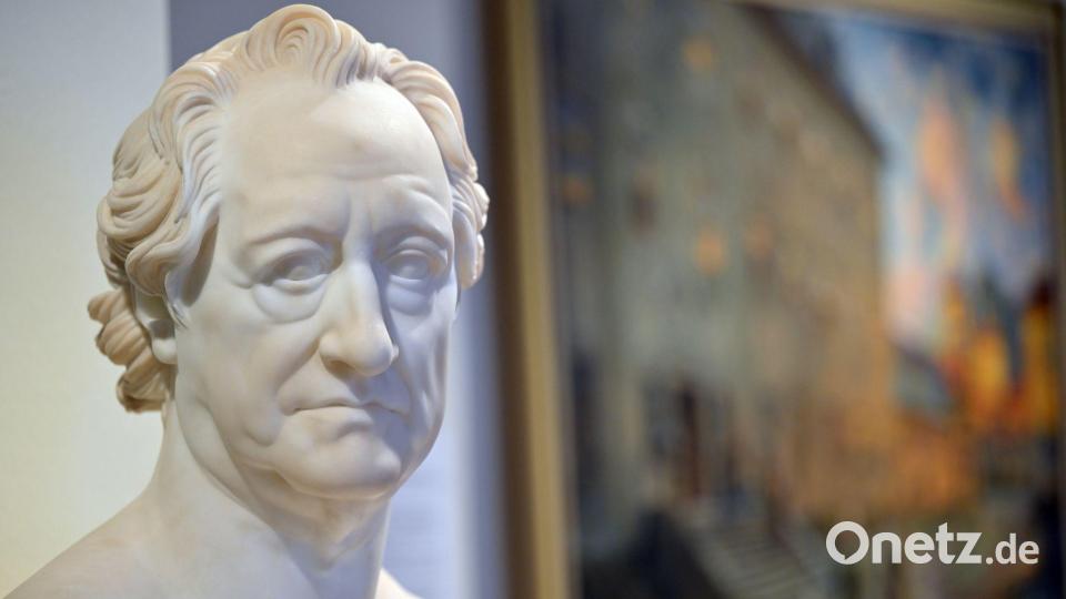 Goethes Bernstein-Sammlung aus dem Ostseeraum umfasst etwa 40 Stücke. (Archivbild) Bild: Martin Schutt/dpa