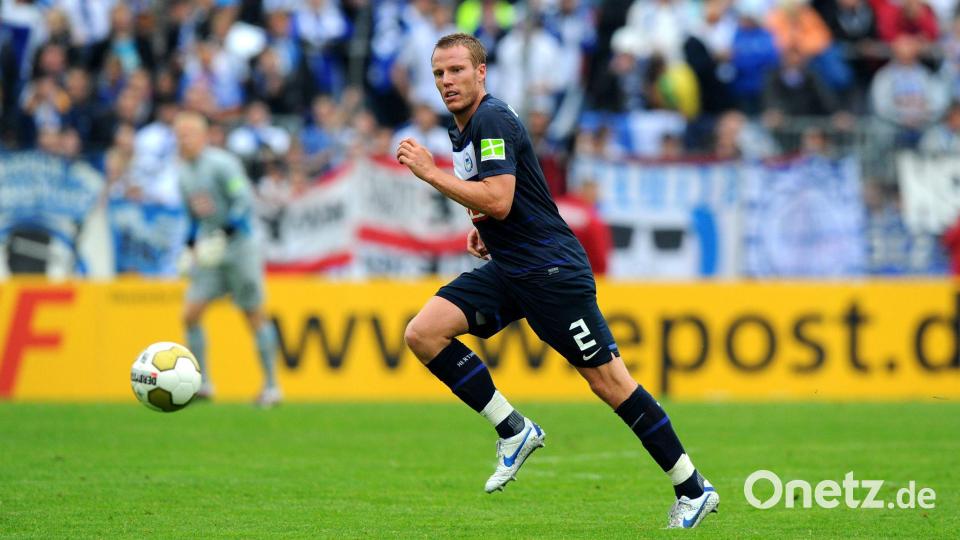 Der Fußball war für Christian Lell sein Anker im Leben. (Archivbild) Bild: picture alliance / ZB