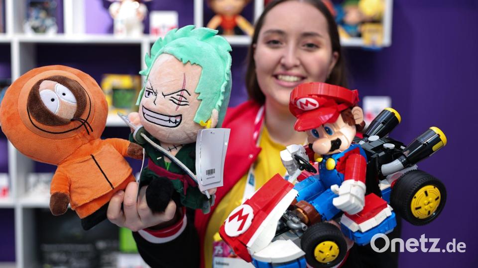 Sammelfiguren sind bei erwachsenen Fans beliebt. Bild: Daniel Karmann/dpa