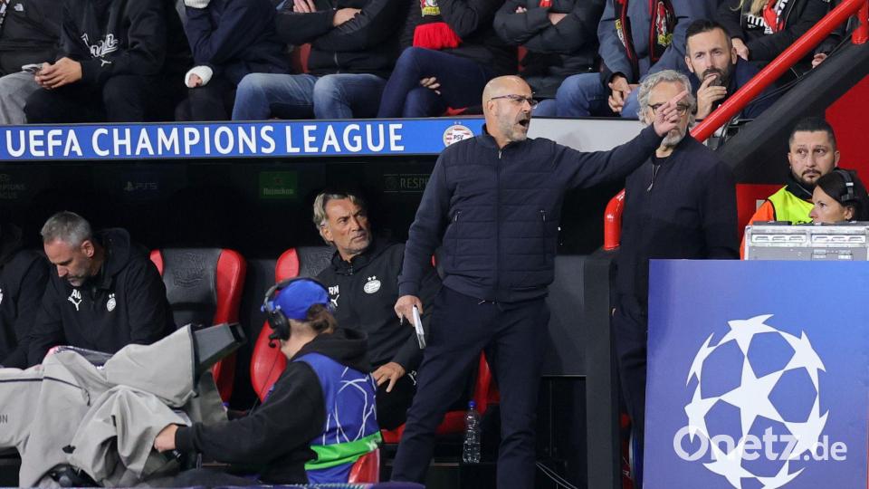 Peter Bosz kennt den FC Bayern aus seiner Bundesliga-Zeit gut. (Archivbild) Bild: Rolf Vennenbernd/dpa
