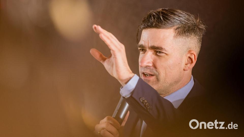 Martin Sellner gilt als Vordenker und Leitfigur der Identitären Bewegung. (Archivbild) Bild: Frank Hammerschmidt/dpa