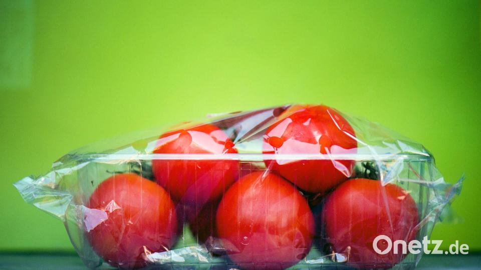 Effekte etwa durch Mikro- und Nanoplastik oder den Kontakt mit schädlichen Substanzen wurden noch nicht mal mit einbezogen. (Archivbild) Bild: Arno Burgi/dpa-Zentralbild/dpa