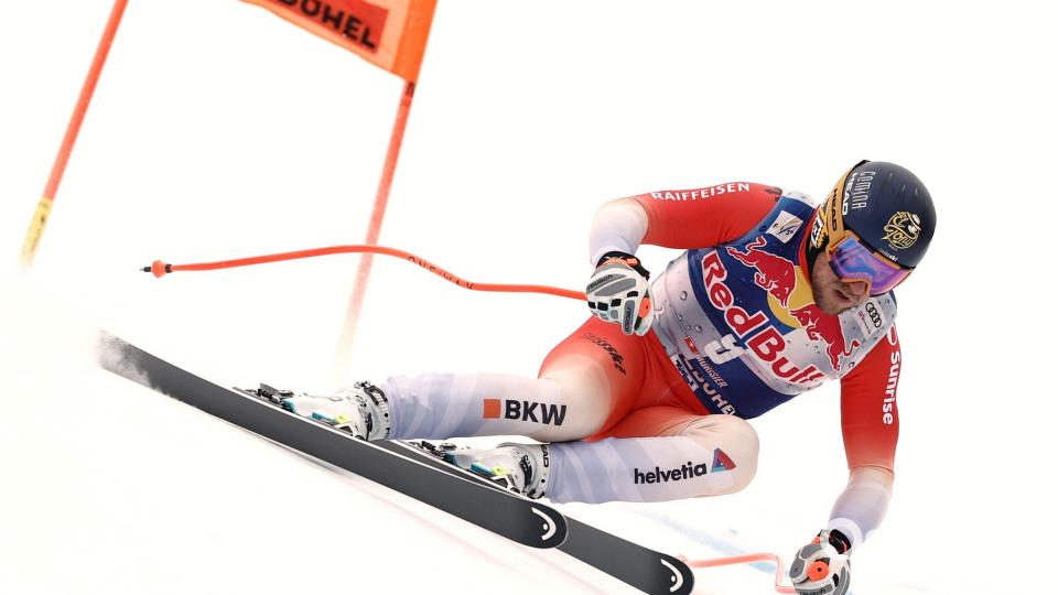 Abfahrer Justin Murisier hofft, den Leuten in Crans-Montana bei dem Rennen eine Freude zu machen. (Archivbild) Bild: Gabriele Facciotti/AP/dpa