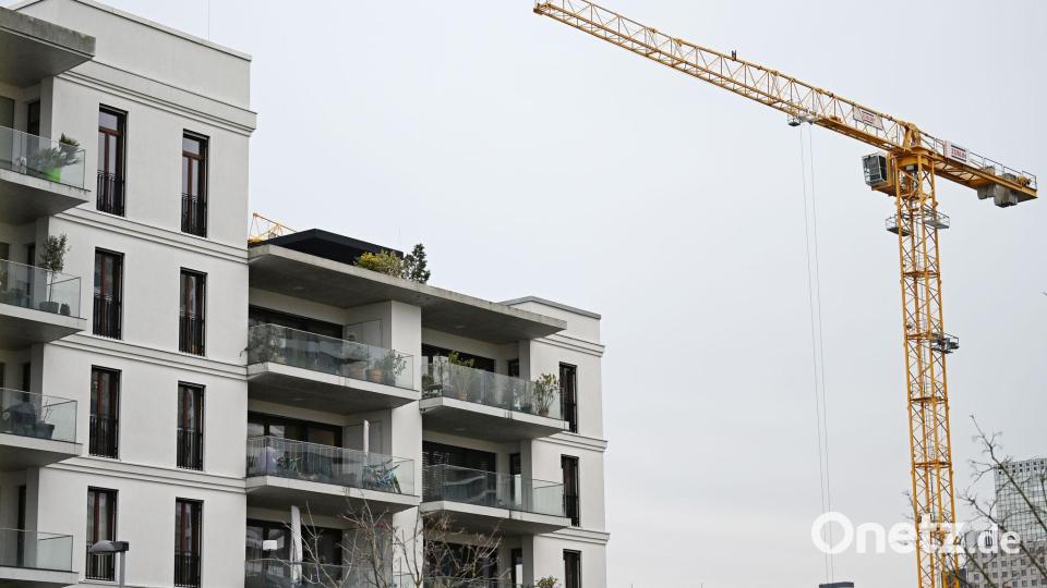 Wenig Wohnraum, hohe Mieten: Beim stockenden Wohnungsbau ist Besserung in Sicht (Archivbild) Bild: Michael Brandt/dpa
