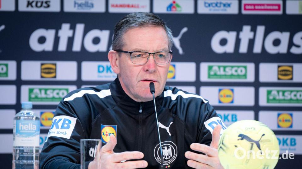 Auf die deutschen Handballer um Bundestrainer Alfred Gislason wartet gegen Frankreich ein Endspiel ums EM-Halbfinale. Bild: Sina Schuldt/dpa