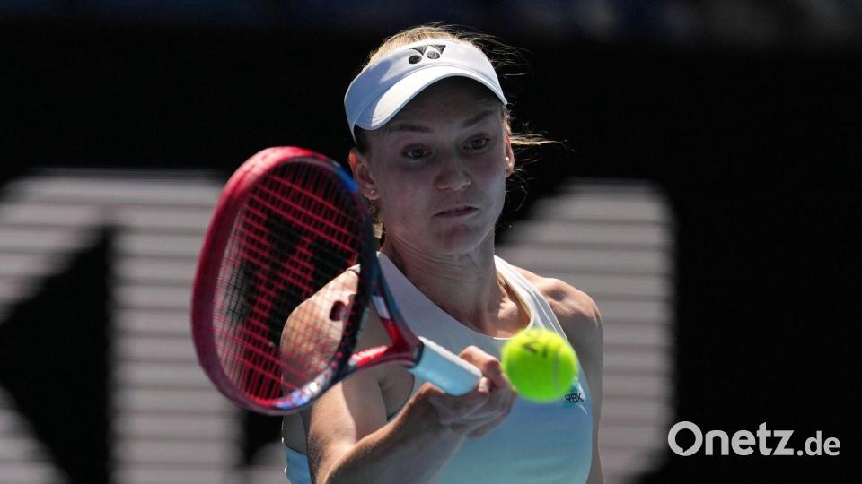 Die Kasachin Jelena Rybakina steht bei den Australian Open im Halbfinale. Bild: Dita Alangkara/AP/dpa