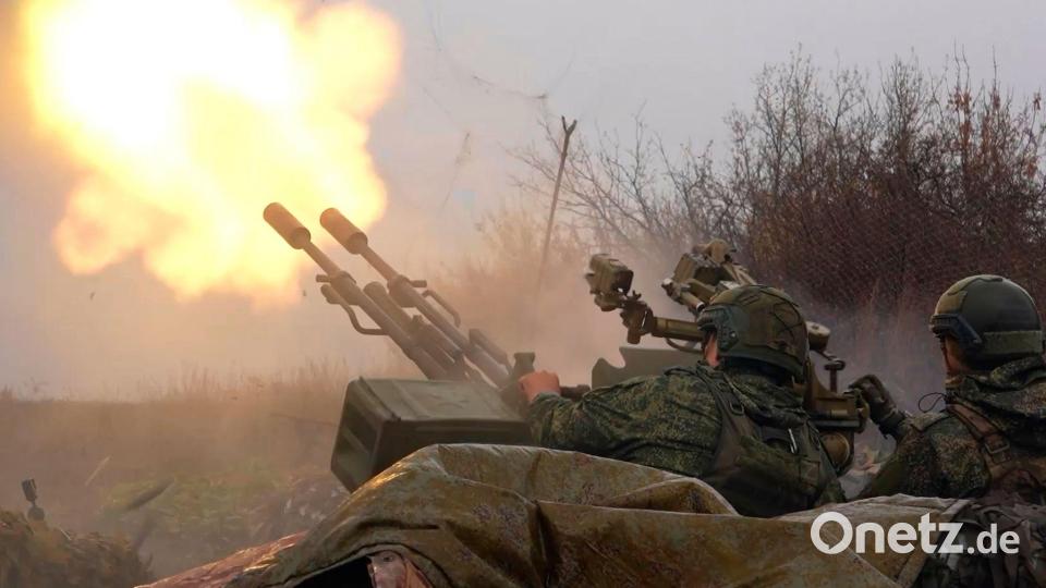 Angehörige der russischen Streitkräfte, die in der Ukraine gekämpft haben, bekommen möglicherweise künftig kein Visum mehr für die Einreise in die EU. (Archivbild) Bild: Uncredited/Russian Defense Ministry Press S/AP/dpa