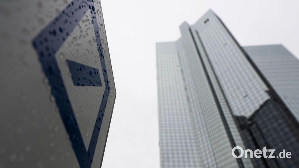 Gute Zahlen, aber erneut Ärger mit der Justiz: Deutsche Bank zieht Bilanz. Bild: Boris Roessler/dpa
