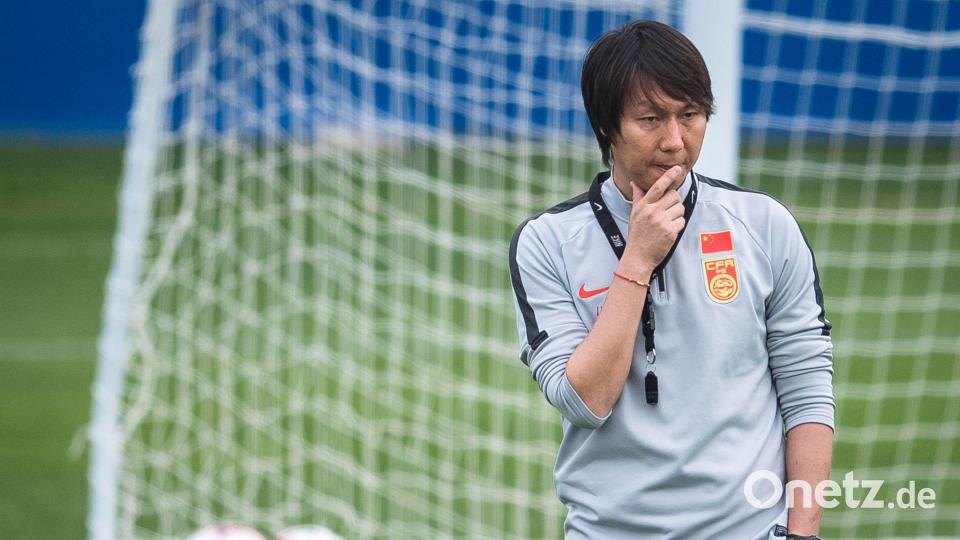 Ex-Profi Li Tie wurde in einem Gerichtsprozess zu 20 Jahren Haft verurteilt. (Archivbild) Bild: Xiao Yijiu/XinHua/dpa