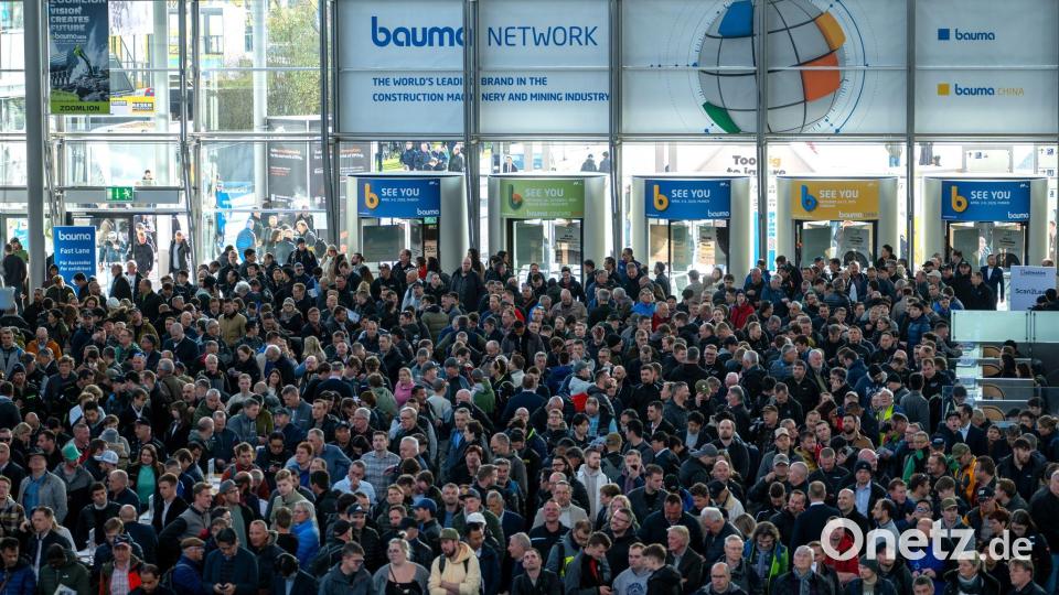 Die Messestandorte München und Nürnberg sind auf Rekordkurs. (Archivbild) Bild: Leonie Asendorpf/dpa