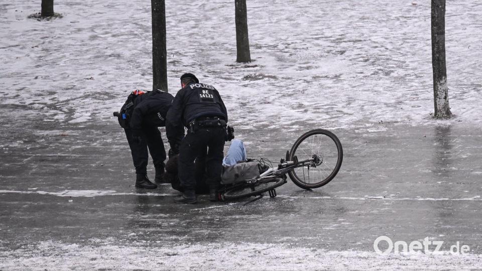 In Berlin ist es seit Tagen glatt (Archivbild). Bild: Britta Pedersen/dpa