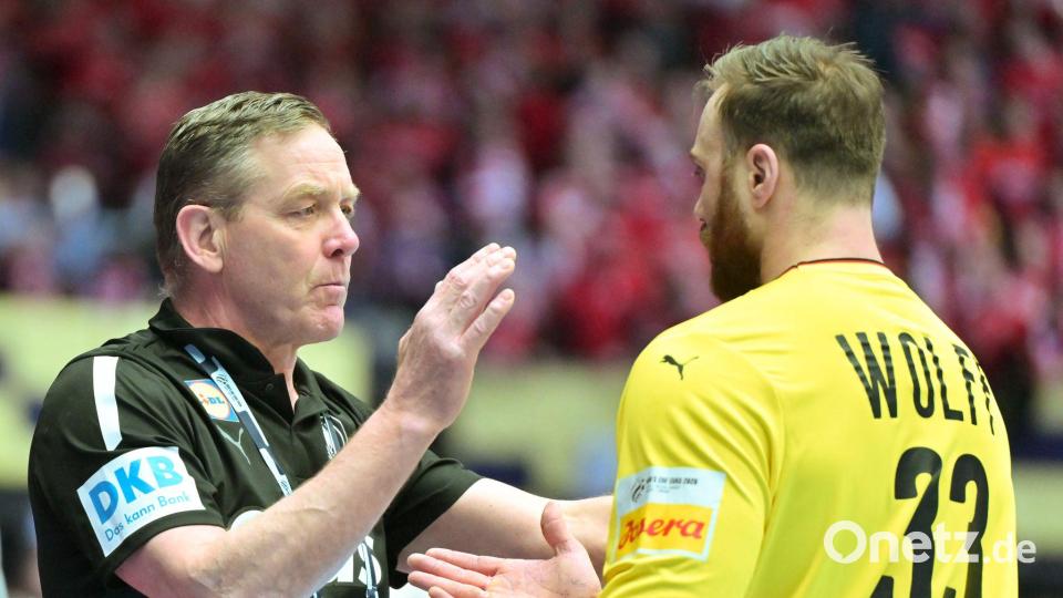 Wollen den maximalen Erfolg: Bundestrainer Alfred Gislason (l) und Torwart Andreas Wolff (r). Bild: Sina Schuldt/dpa