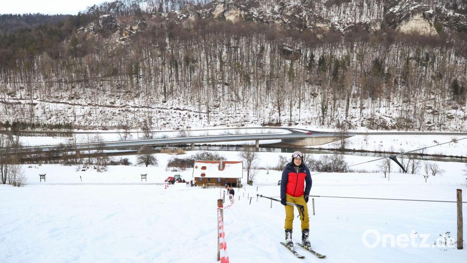 Skifahren? Geht auch in der Fränkischen Schweiz. Sofern genug Schnee fällt. Bild: Daniel Löb/dpa
