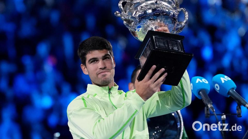 Jetzt hat Carlos Alcaraz bei allen vier Grand-Slam-Turnieren gewonnen. Bild: Aaron Favila/AP/dpa