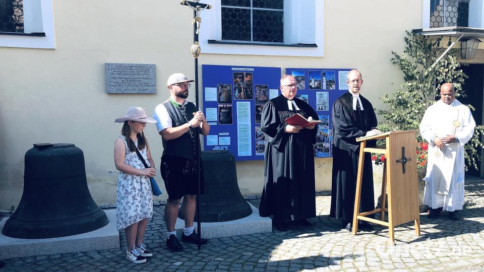 Glockenweihe in Thumsenreuth am ersten Sonntag nach Trinitatis. Bild: wro
