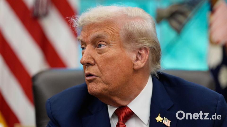 Trump zufolge soll Indien vorhaben, den Ölkauf in Russland einzustellen. (Archivfoto) Bild: Alex Brandon/AP/dpa