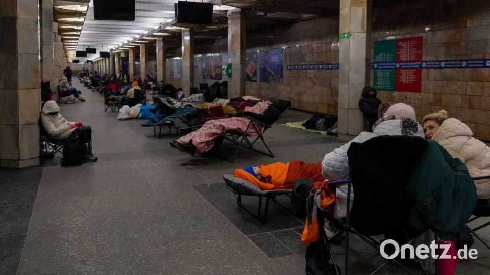 Nach ukrainischen Behördenangaben trafen die Attacken vor allem die zivile und Energieinfrastruktur. Bild: Alex Babenko/AP/dpa