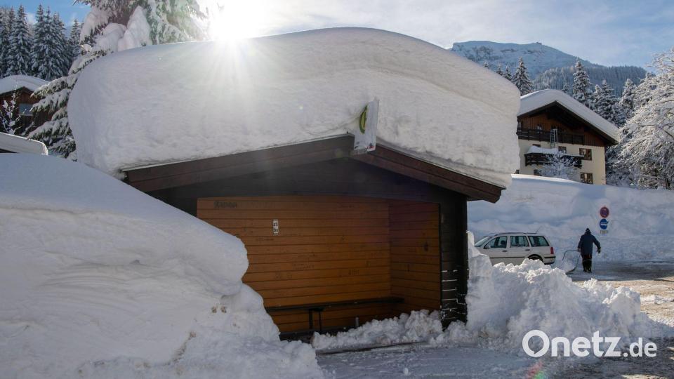 2019 gab es erneut örtlich ein großes Schneechaos in Bayern. (Archivbild) Bild: Lino Mirgeler/dpa
