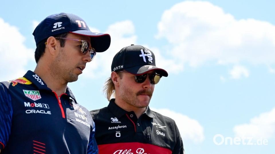 Sergio Perez (l) und Valtteri Bottas bilden das Fahrerduo bei Cadillac. (Archivbild) Bild: Denes Erdos/AP/dpa
