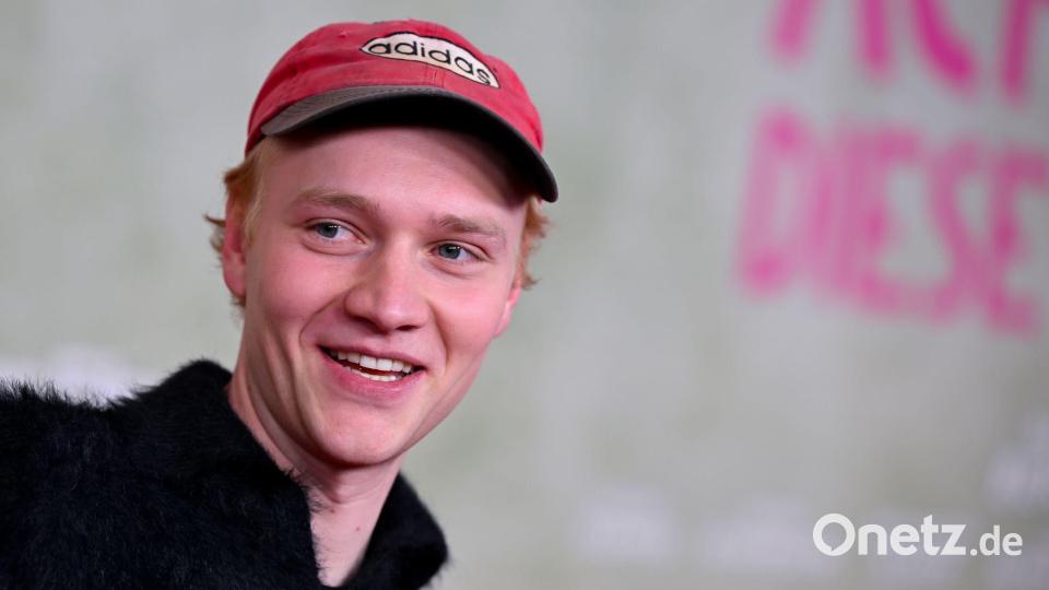 Bruno Alexander bei der Premiere von „Ach, diese Lücke, diese entsetzliche Lücke“. Bild: Sven Hoppe/dpa