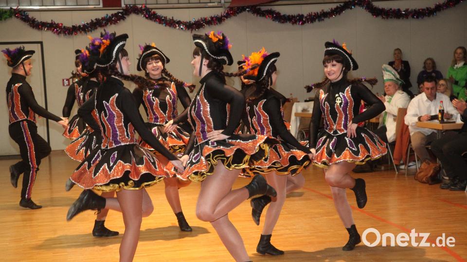 Tänzerisch hochwertig war der Show-Auftritt der Prinzengarde aus Stulln. Bild: Hirsch