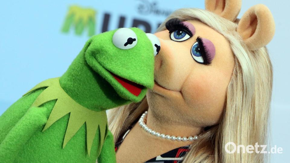 Beziehungsstatus „Es ist kompliziert“?: Kermit der Frosch und Schweinediva Miss Piggy aus der „Muppet Show“. (Archivbild) Bild: picture alliance / dpa