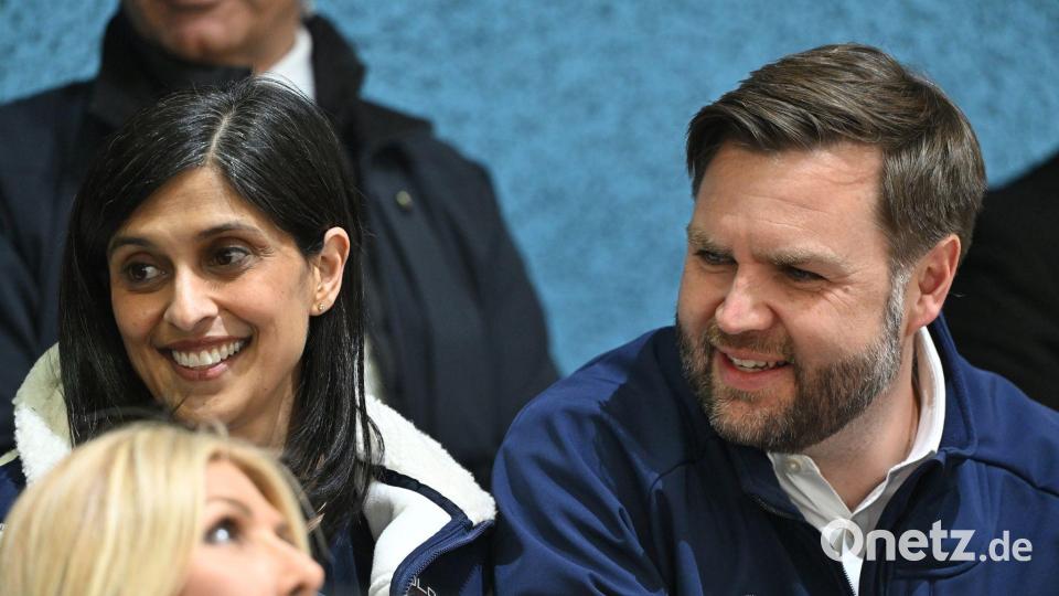 JD Vance und seine Frau Usha zeigten sich gut aufgelegt. Bild: Peter Kneffel/dpa