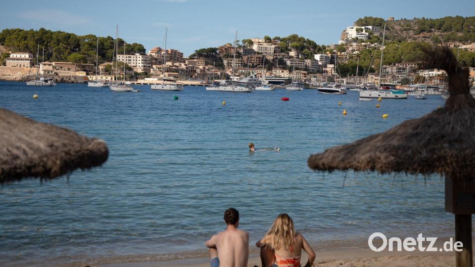 Spanien bleibt laut einer repräsentativen Umfrage das beliebteste Reiseziel der Deutschen in Europa. (Archivbild) Bild: Clara Margais/dpa