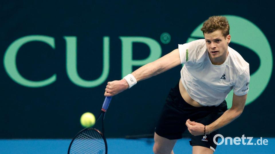 Freut sich endlich mal auf ein Heimspiel im Davis Cup: Yannick Hanfmann. (Archivbild) Bild: Mindaugas Kulbis/AP/dpa