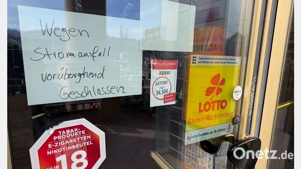 In der Innenstadt mussten Geschäfts zeitweise schließen. Bild: Stefanie Järkel/dpa