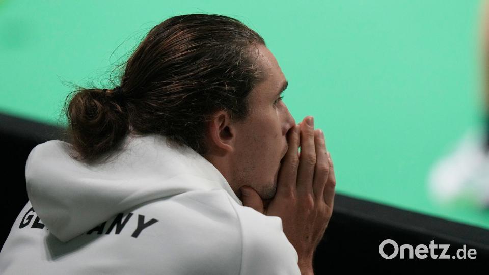 Das Halbfinal-Aus gegen Spanien war für Alexander Zverev im vergangenen November eine Enttäuschung. (Archivbild) Bild: Luca Bruno/AP/dpa