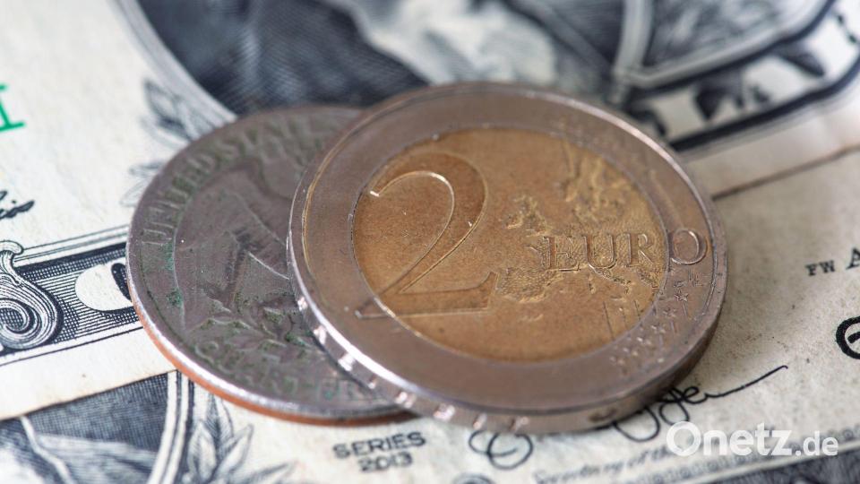 Der Euro hat zum Dollar stark zugelegt - eine Gefahr für deutsche Exporteure (Archivbild) Bild: Fernando Gutierrez-Juarez/dpa