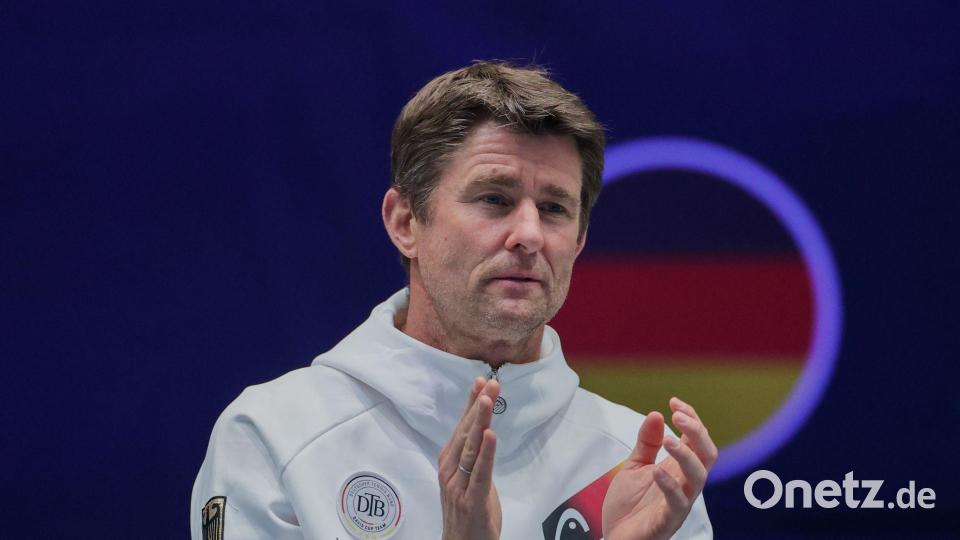 Durfte sich über einen erfolgreichen ersten Tag freuen: Teamchef Michael Kohlmann. Bild: Rolf Vennenbernd/dpa