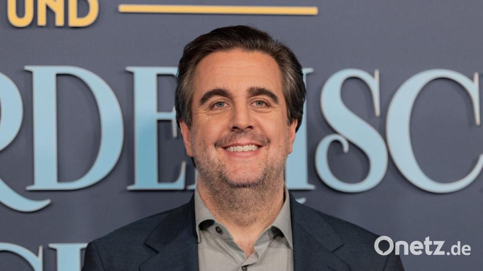 Bastian Pastewka spielt einen Hochstapler auf Mördersuche. (Archivbild) Bild: Rolf Vennenbernd/dpa