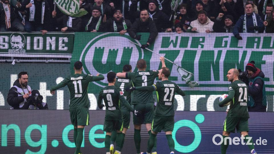 Nach dem Ausgleich herrscht Hoffnung beim VfL. Bild: David Inderlied/dpa