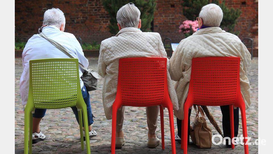 Mit der Mütterrente III fällt der Unterschied zwischen Kindern, die vor und nach 1992 geboren wurden, bei der Anerkennung der Erziehungszeiten weg. (Symbolfoto) Bild: Jens Wolf/ZB/dpa