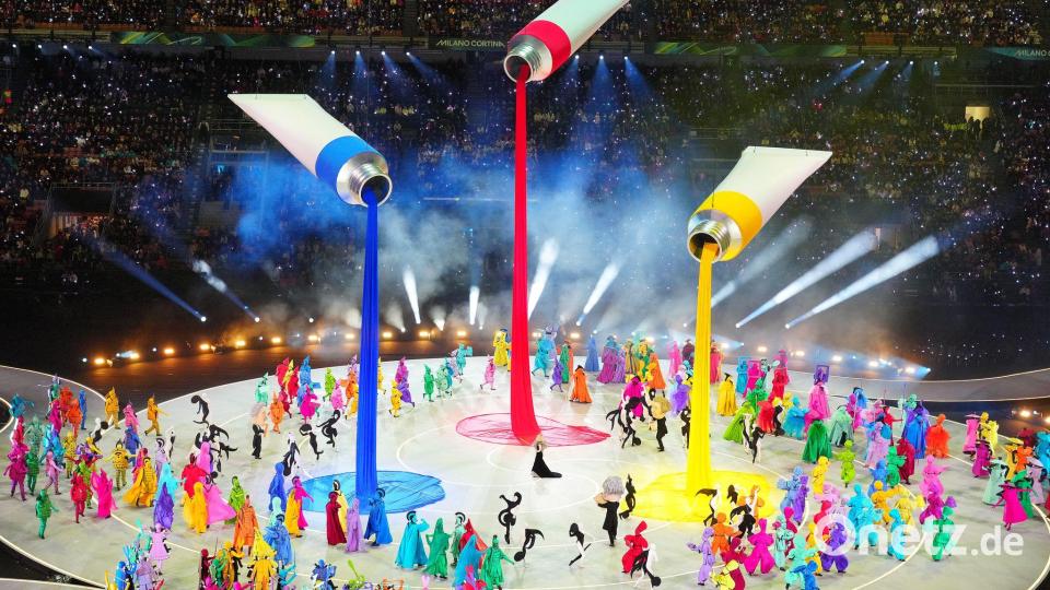 Farbenfroh ging die Eröffnungsfeier über die Bühne. Bild: Michael Kappeler/dpa