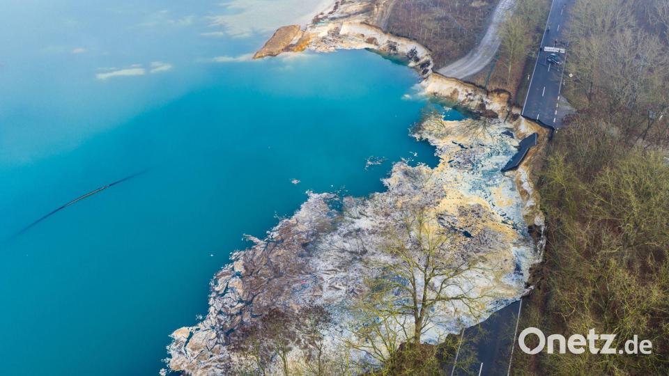 Straßenabbruch Bild: Christoph Reichwein/dpa