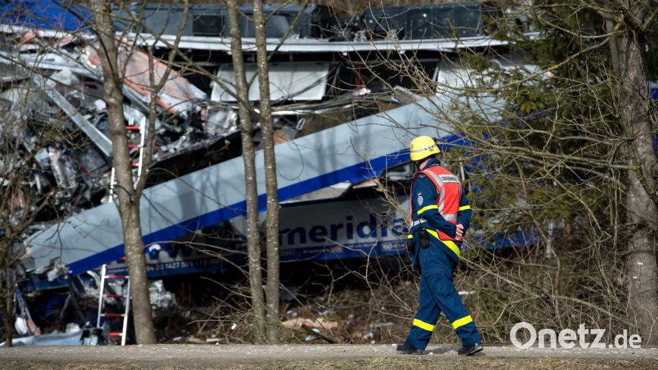 Die Waggons waren teils völlig zerstört. (Archivfoto) Bild: picture alliance / dpa