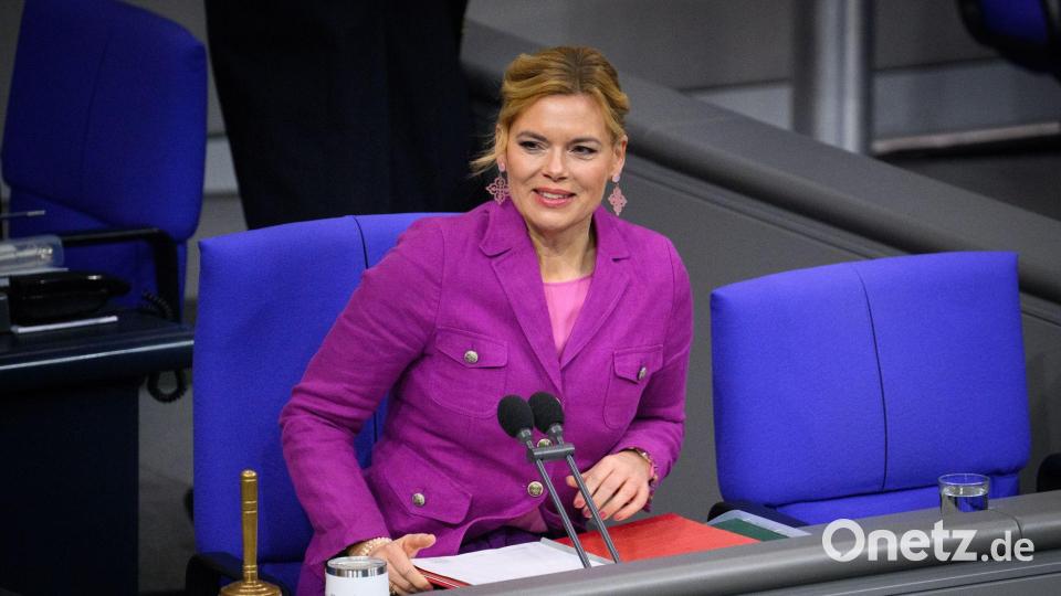 Wer keinen Hausausweis erhält, soll auch nicht mit öffentlichen Mitteln bezahlt werden, meint Bundestagspräsidentin Klöckner. (Archivfoto) Bild: Bernd von Jutrczenka/dpa