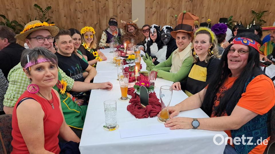 Kreative Kostüme, passend zum Garten und zur Natur, waren vorherrschend. Bild: wel