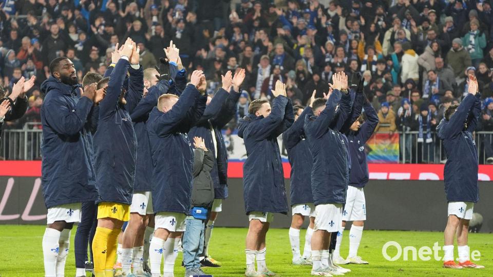 Darmstadt übernahm nach dem Sieg gegen Kaiserslautern die Tabellenführung. Bild: Marc Schüler/dpa