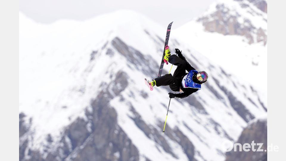 Bei den Olympischen Winterspielen gewinnt Mathilde Gremaud aus der Schweiz beim Ski Freestyle Slopestyle der Frauen Gold. Bild: Oliver Weiken/dpa