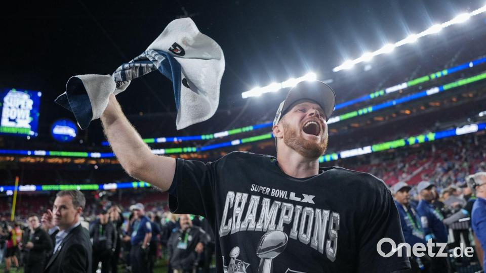 Hatte Grund für großen Jubel: Seahawks-Quarterback Darnold. Bild: Matt Slocum/AP/dpa