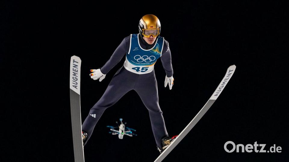 Philipp Raimund kommt mit der Olympia-Schanze bestens klar. Bild: Kirsty Wigglesworth/AP/dpa