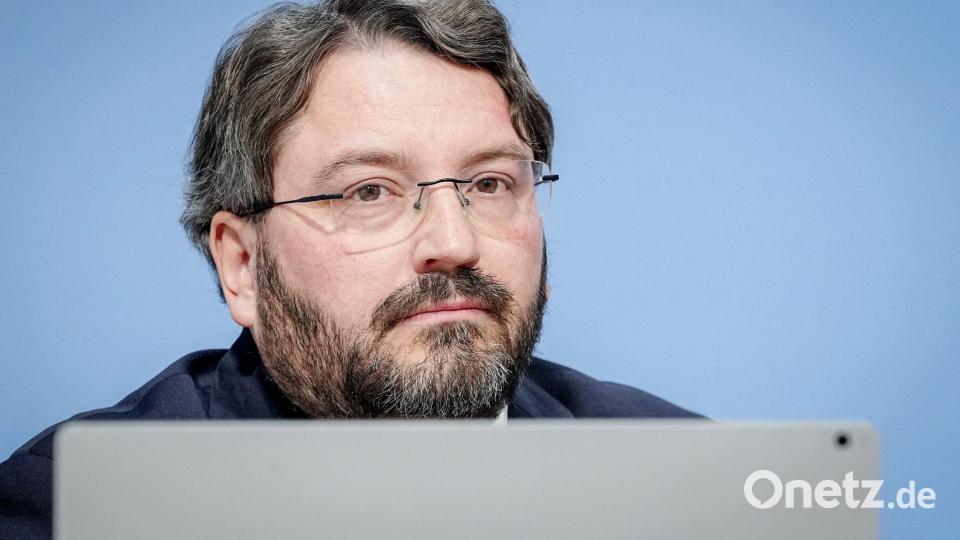 Der Anwalt Uwe Lipinski meint, die Entscheidung sei noch in diesem Jahr zu erarten. Bild: Kay Nietfeld/dpa