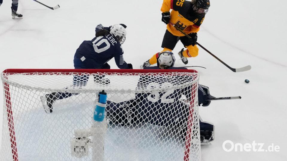 Das DEB-Team kam immer wieder gefährlich vors Tor. Bild: Darko Bandic/Pool AP/AP/dpa