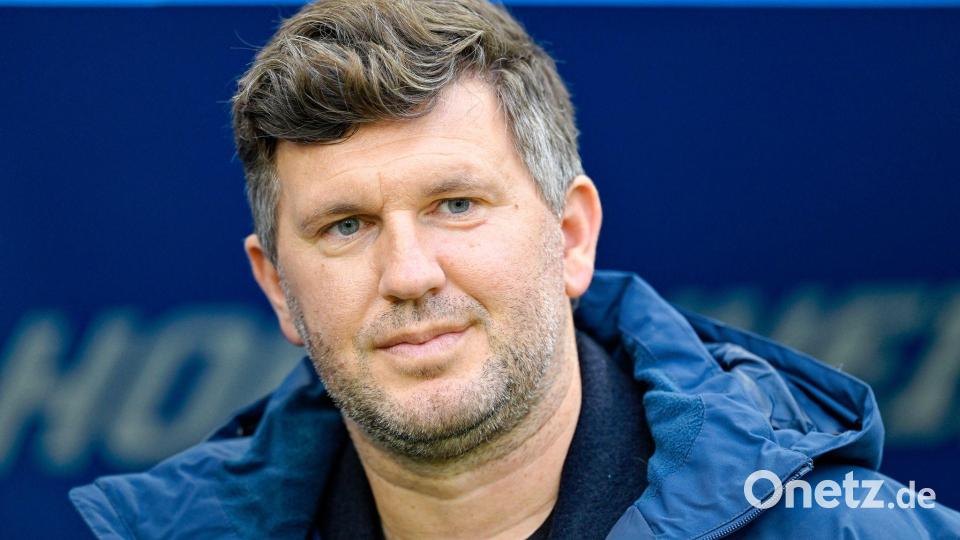 Was passiert mit Sport-Geschäftsführer Andreas Schicker? Bild: Uwe Anspach/dpa