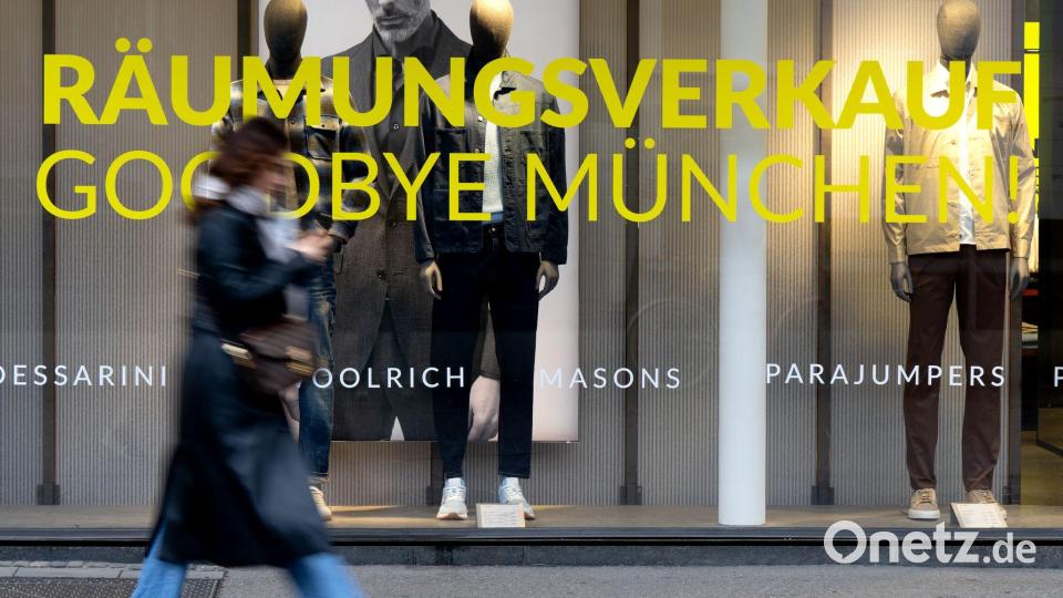 Ob Räumungsverkauf oder Rabattaktionen: Viele Händler umwerben die Kunden mit reduzierten Preisen. Bild: Sven Hoppe/dpa